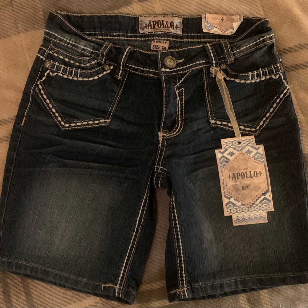 Apollo BERMUDA Embellished Denim Shorts JRS Size 3/4 Style #6641B NWT Never worn